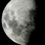 Omegon Teleskop N 114_900 EQ-1 Mond